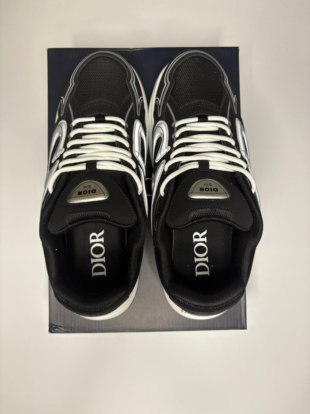 Dior B30 (Black/White)