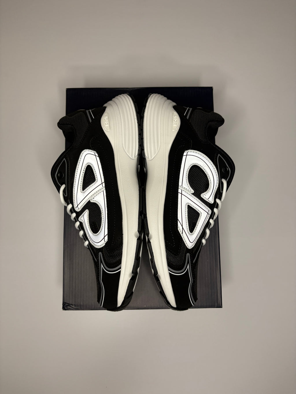 Dior B30 (Black/White)